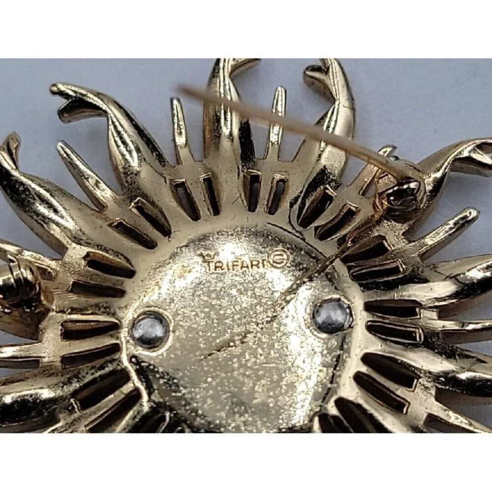 Crown Trifari Alfred Philippe Brooch Invisible Set Blue Sunburst RARE BROOCH - Picture 14 of 16